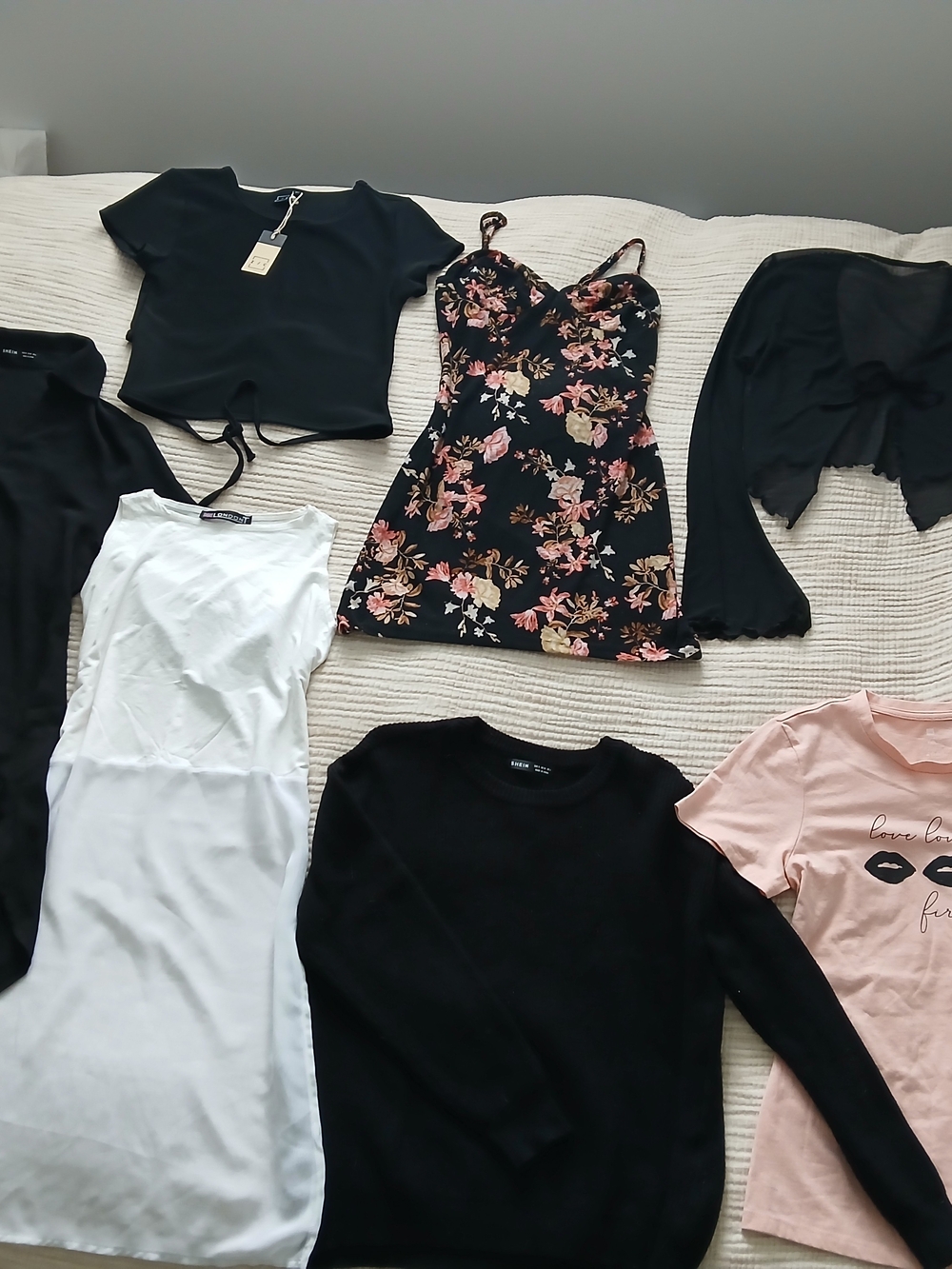Women Medium Romatic/ Feminine Bundle